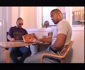 Мужики ебут вдвоём сексуальную шведку